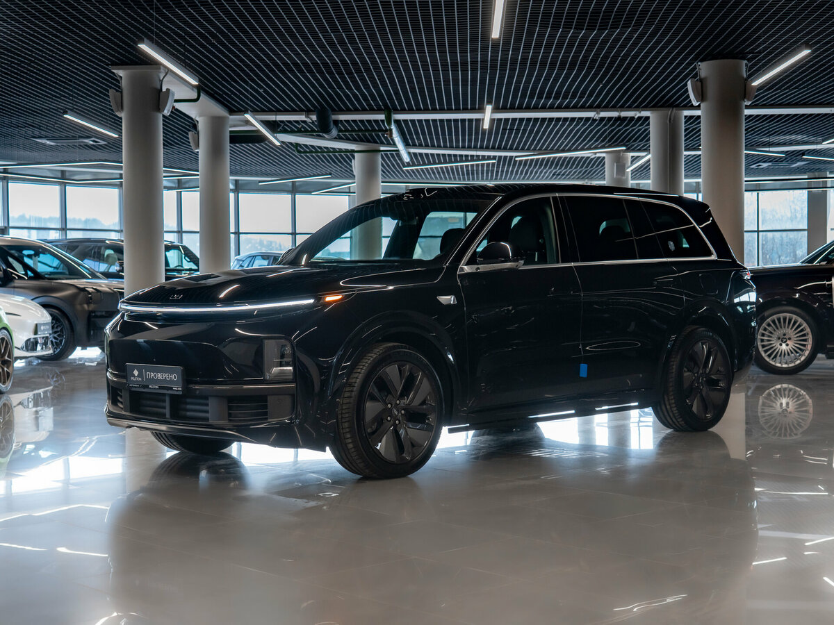 Li Auto (Lixiang) L9 52.3 kWh I Рестайлинг