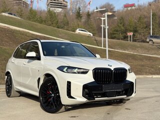 2025 BMW X5 40d IV (G05/G18) Рестайлинг, белый, 12900000 рублей, вид 4