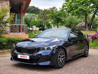 2025 BMW 5 серии 523d VIII (G60/G61/G68), чёрный, 6150000 рублей, вид 1