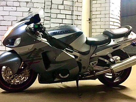 Suzuki GSX 1300 R Hayabusa 6 2002 ID 1123172135