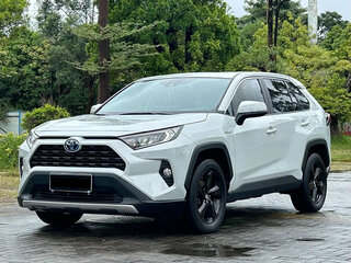 2021 Toyota RAV4 V (XA50), белый, 3041000 рублей, вид 1