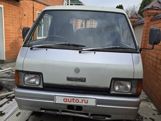1988 Mazda Bongo III, белый, 350000 рублей, вид 1