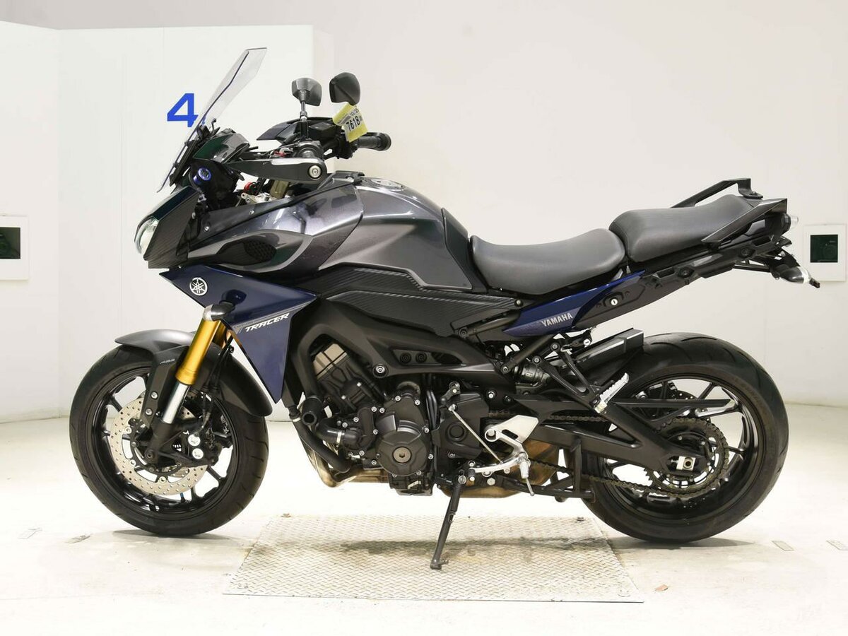Yamaha MT-09 Tracer (FJ-09)