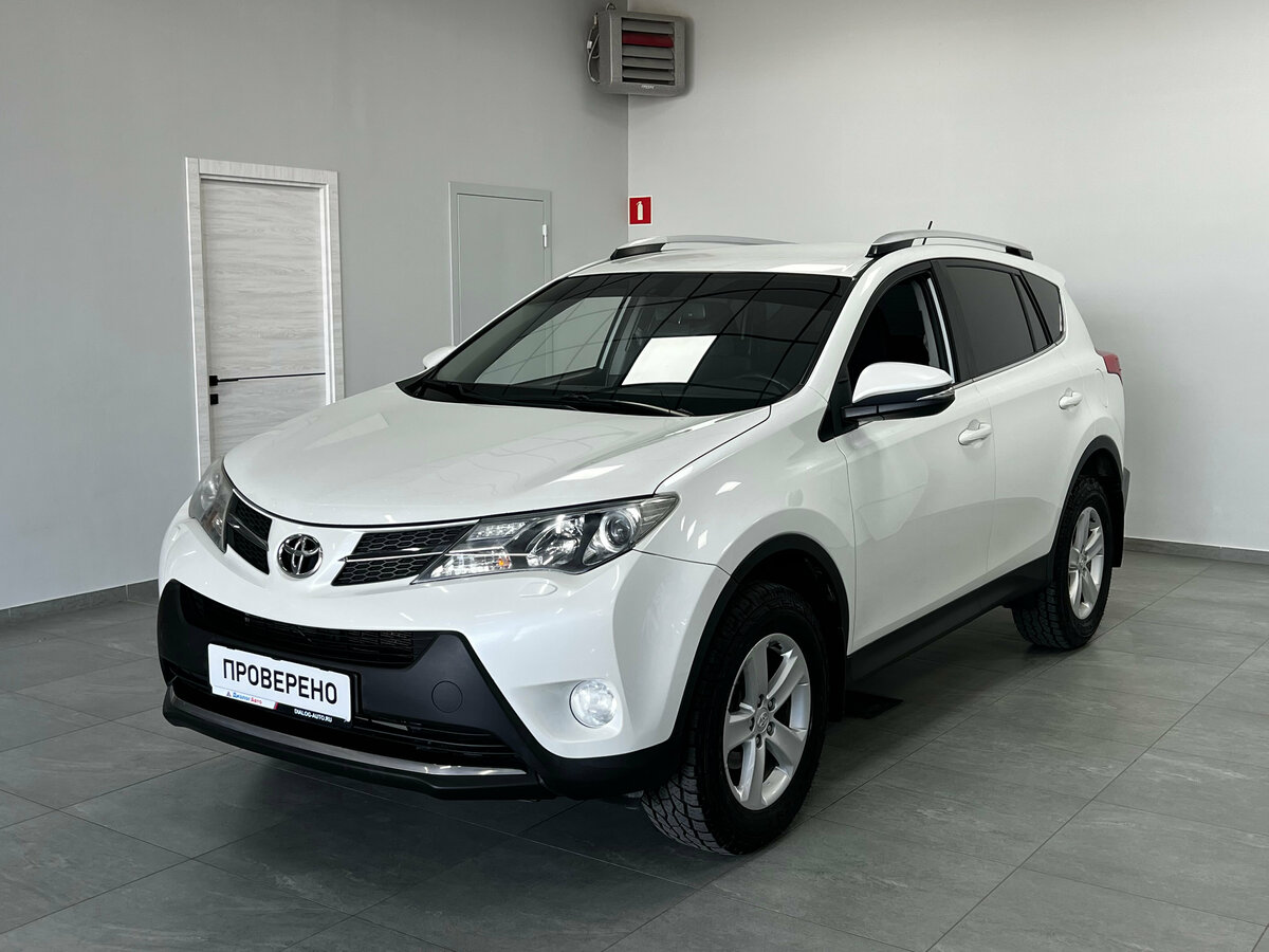 Toyota RAV4 IV (XA40)