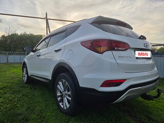 2017 Hyundai Santa Fe III Рестайлинг, белый, 2150000 рублей, вид 4