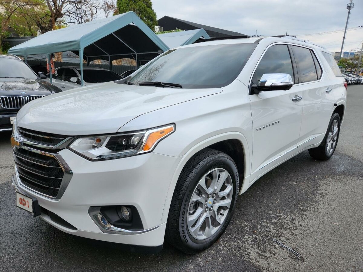 Купить б/у Chevrolet Traverse II 3.6 AT (318 л.с.) 4WD бензин автомат в ...