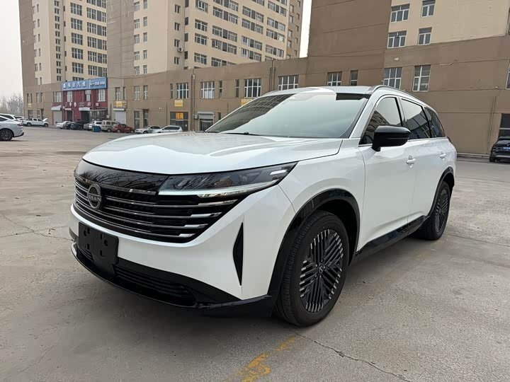 Nissan Pathfinder V (China Market)