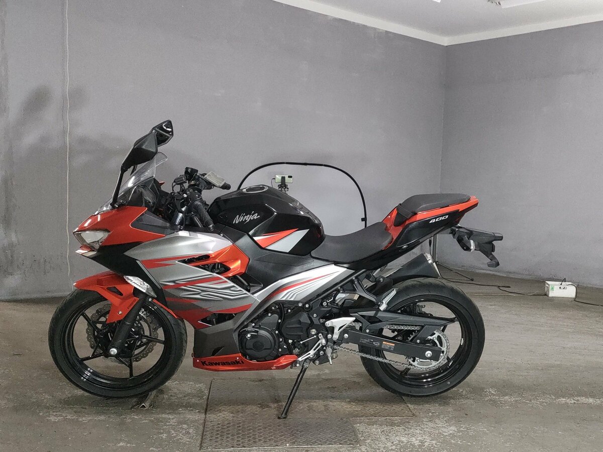 Kawasaki Ninja 400