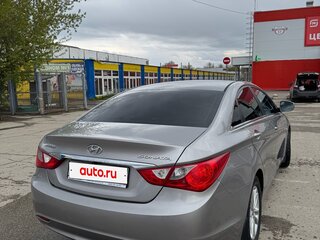 2012 Hyundai Sonata VI (YF), серый, 1150000 рублей, вид 1