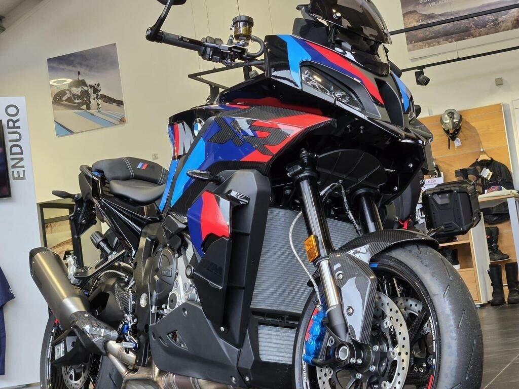 BMW M 1000 XR