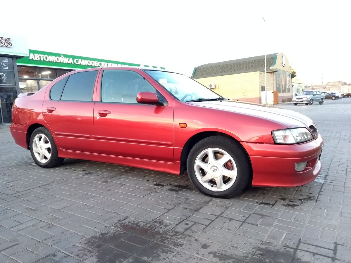Купить б/у Nissan Primera II (P11) 2.0 MT (131 л.с.) бензин механика в Москве: з