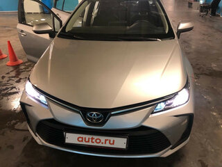 2019 Toyota Corolla XII (E210), серебристый, 2050000 рублей, вид 1