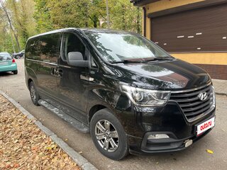 2018 Hyundai H-1 II Рестайлинг 2, чёрный, 2800000 рублей, вид 1
