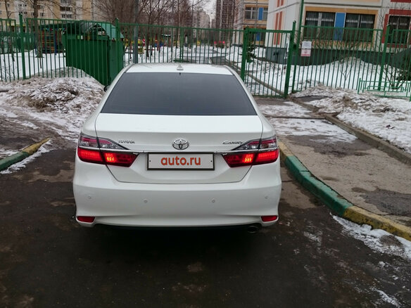 2014 Toyota Camry VII (XV50) Рестайлинг, белый - вид 5