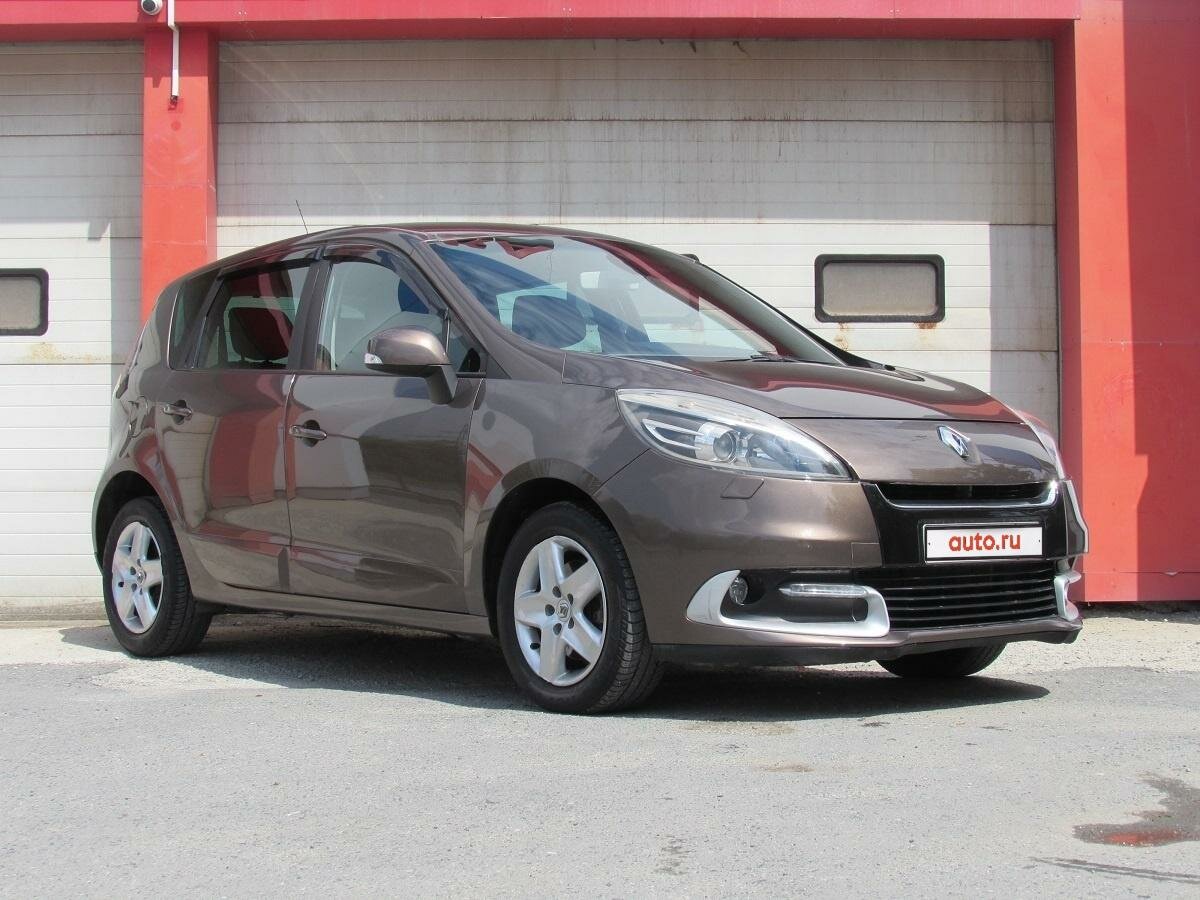 Купить б/у Renault Scenic III Рестайлинг 1.6 MT (110 л.с.) бензин ...