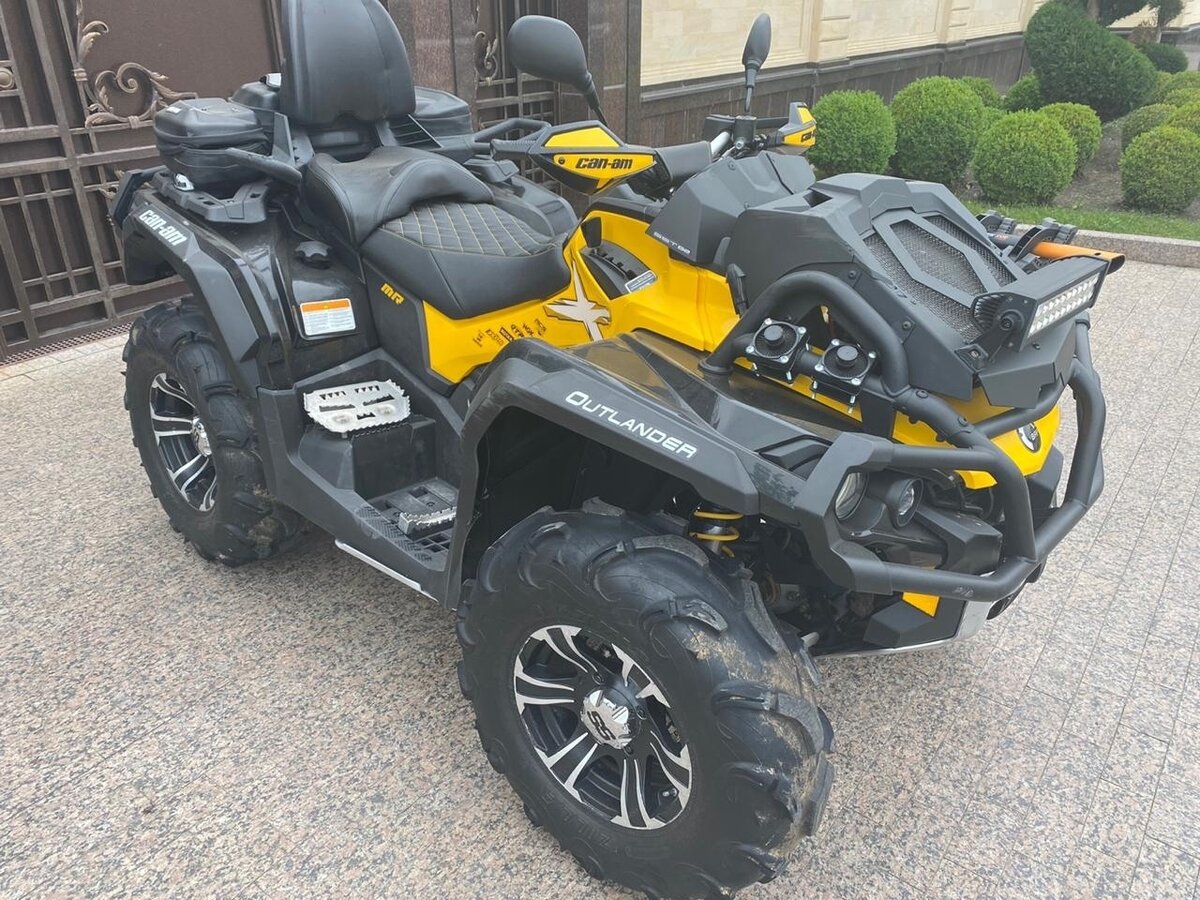 Can am Outlander 1000 x Mr