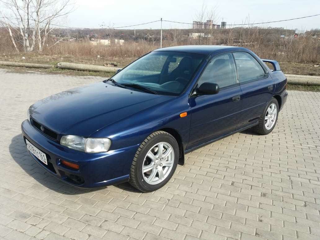 Купить б/у Subaru Impreza I 1.6 MT (90 л.с.) 4WD бензин