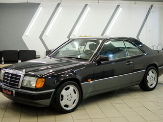 1993 Mercedes-Benz E-Класс 220 I (W124), чёрный, 2999000 рублей, вид 1