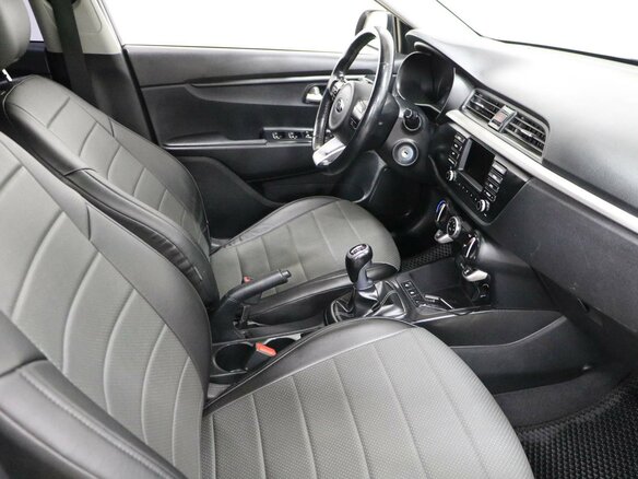 2017 Kia Rio IV, чёрный - вид 5