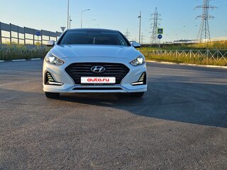 2017 Hyundai Sonata VII (LF), белый, 2100000 рублей, вид 3