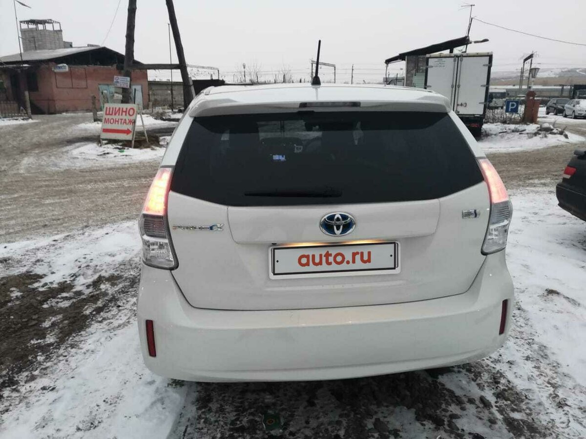 Тойота приус альфа красноярск