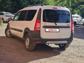2017 Lada (ВАЗ) Largus Cross I, белый, 630000 рублей, вид 3