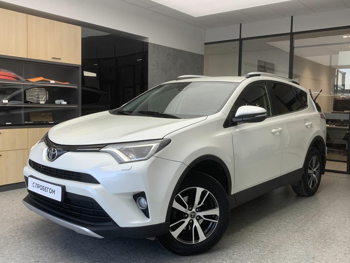 Toyota RAV4 IV (XA40) Рестайлинг