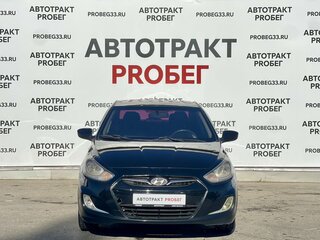 2013 Hyundai Solaris I, чёрный, 450000 рублей, вид 2
