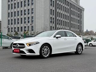 2021 Mercedes-Benz A-Класс 180 Long IV (W177), белый, 1750000 рублей, вид 3