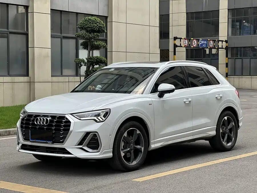 Audi Q3 II (F3)