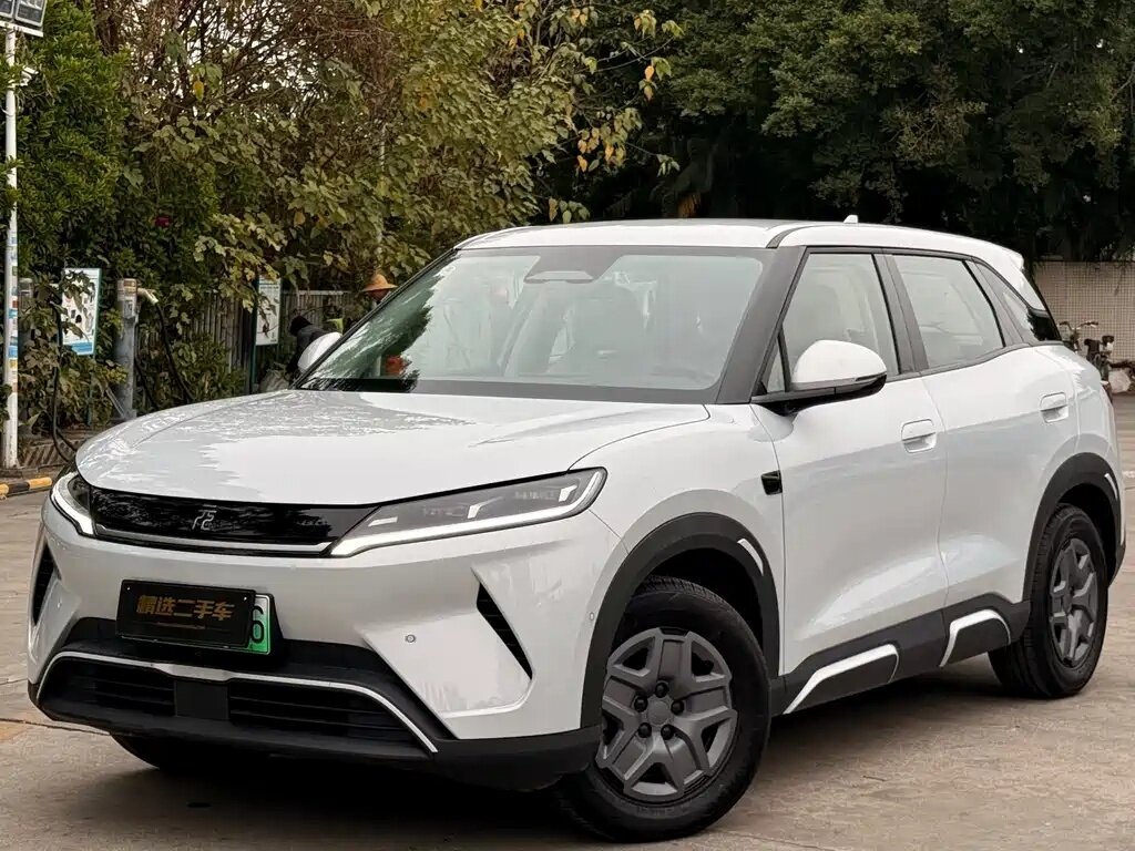 BYD Yuan Up 32 kWh