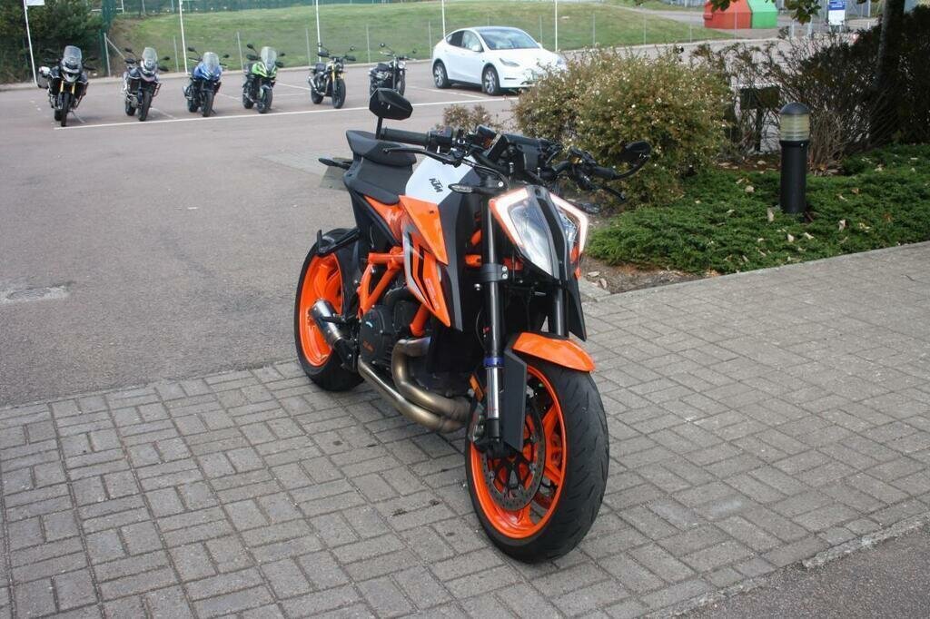 KTM 1290 Super Duke R