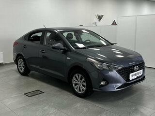 2021 Hyundai Solaris II Рестайлинг, серый, 1380000 рублей, вид 2