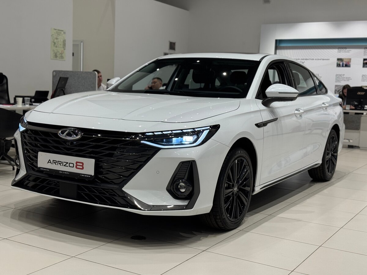 Chery Arrizo 8