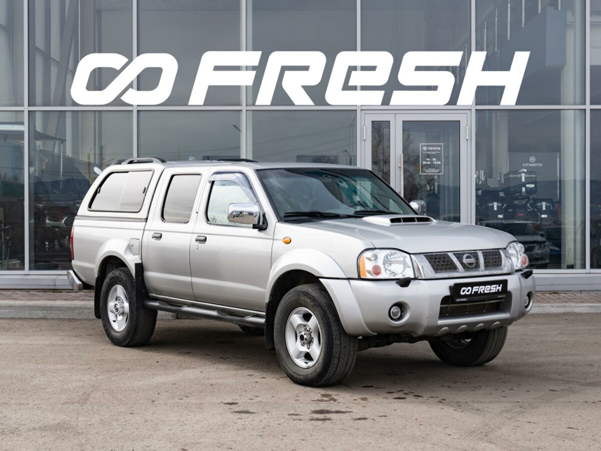Nissan NP300