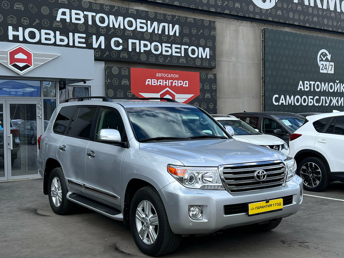 Toyota Land Cruiser 200 Series Рестайлинг 1