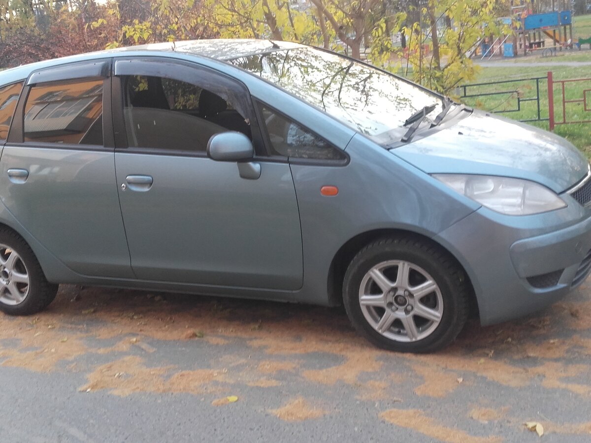 Купить б/у Mitsubishi Colt VI (Z20/Z30) 1.3 CVT (92 л.с