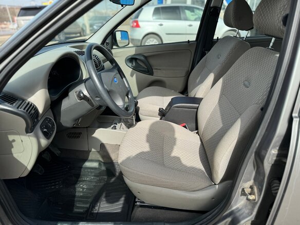 Купить б/у Lada (ВАЗ) Kalina I 1.6 MT (84 л.с.) бензин механика в Туле ...