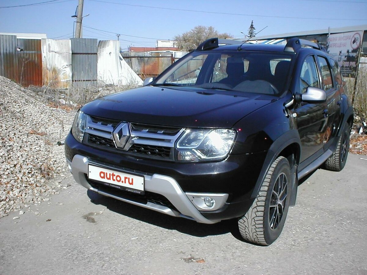 Купить б/у Renault Duster I Рестайлинг 2.0 MT (143 л.с.) 4WD бензин ...