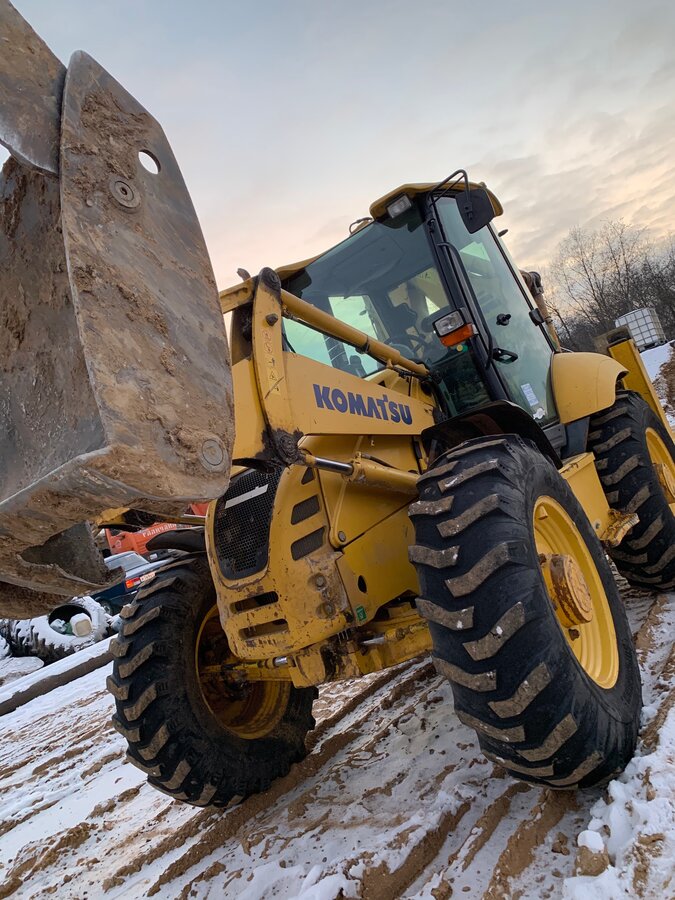Радиатор комацу wb93s