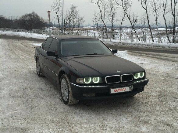 1997 BMW 7 серии 728i III (E38), чёрный - вид 6
