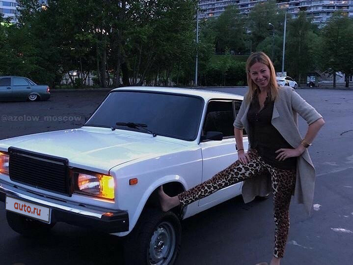 ВАЗ 2107 автош и девушка