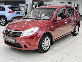 2014 Renault Sandero I, красный, 620000 рублей, вид 1