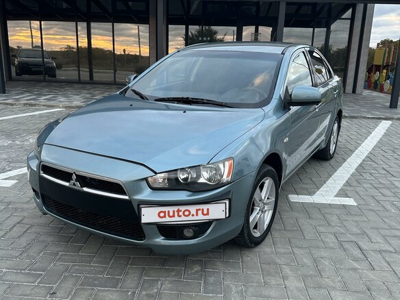 2007 Mitsubishi Lancer X, серый, 660000 рублей - вид 2