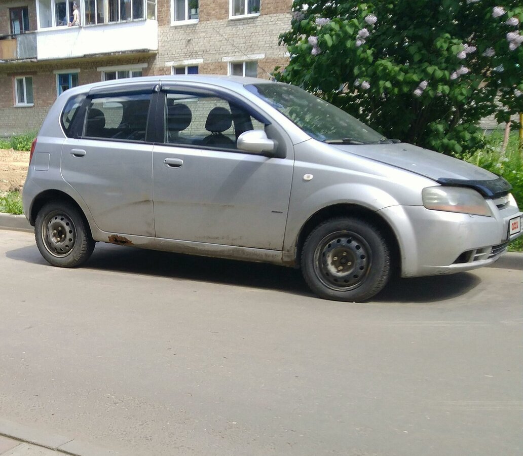 Купить б/у Chevrolet Aveo I 1.2 MT (72 л.с.) бензин