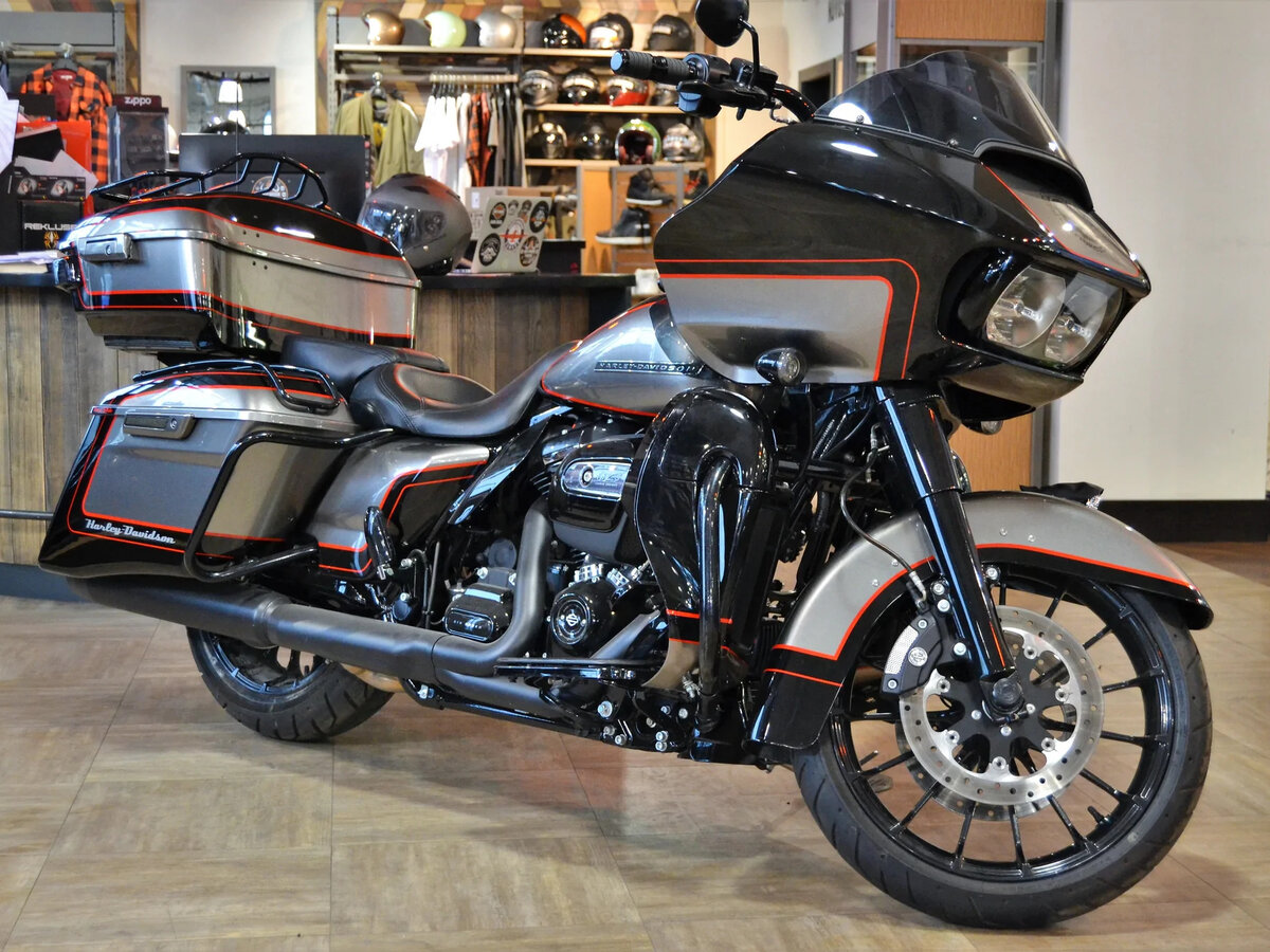 Road Glide Custom