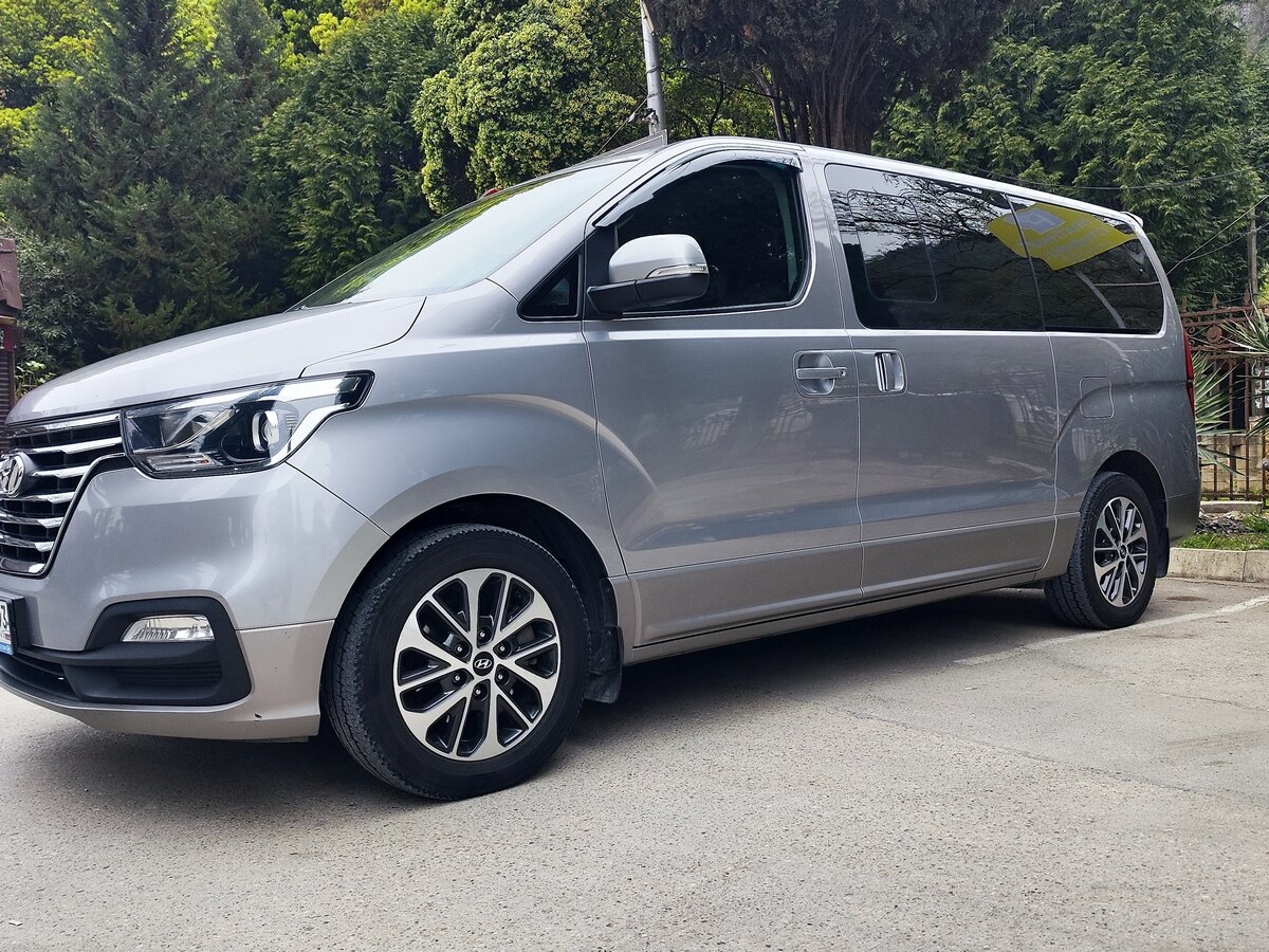 Купить б/у Hyundai Grand Starex I Рестайлинг 2 2.5d AT (145 л.с ...