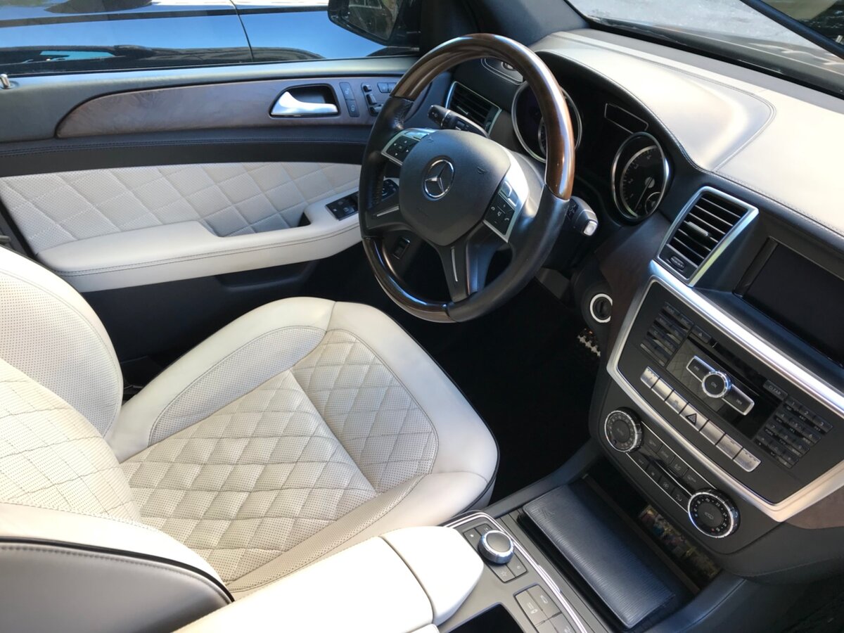 Mercedes ml350 2012 салон