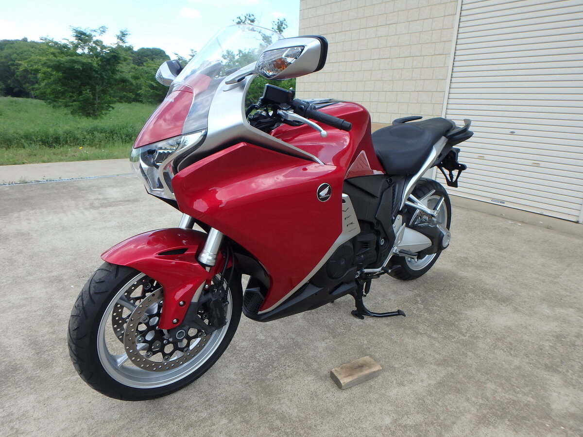 Honda VFR 1000 F В горах