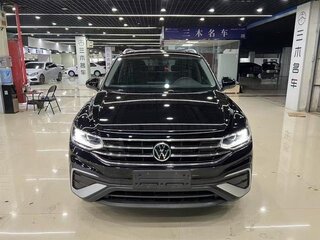 2022 Volkswagen Tiguan L II Рестайлинг (China Market), чёрный, 2660000 рублей, вид 1
